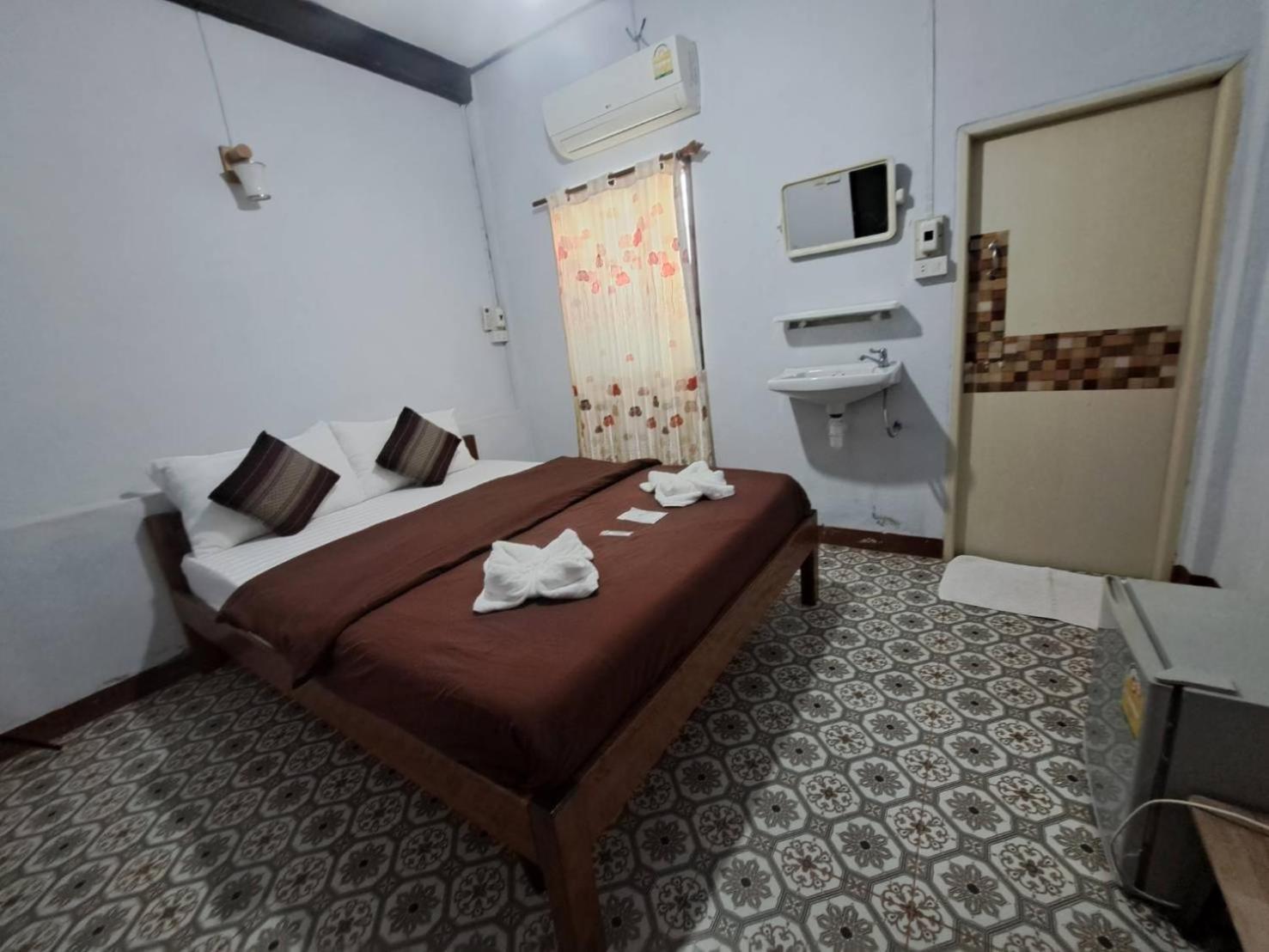 ไทยกันเอง ริมโขง Apartment Chiang Khan Exterior foto